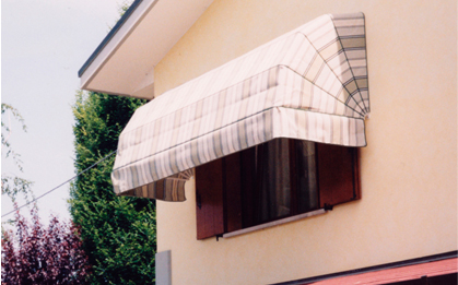 Immagine di una Tenda da Sole tipo Cappottina a 5 bracci